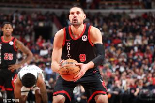 崭露头角 崭露头角