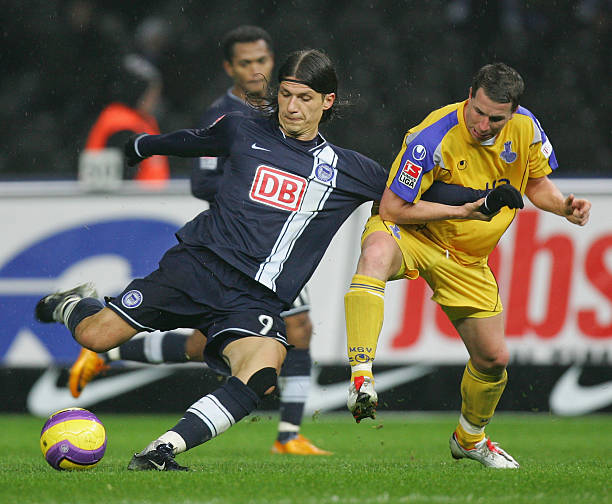 重返之路依 重返之路依